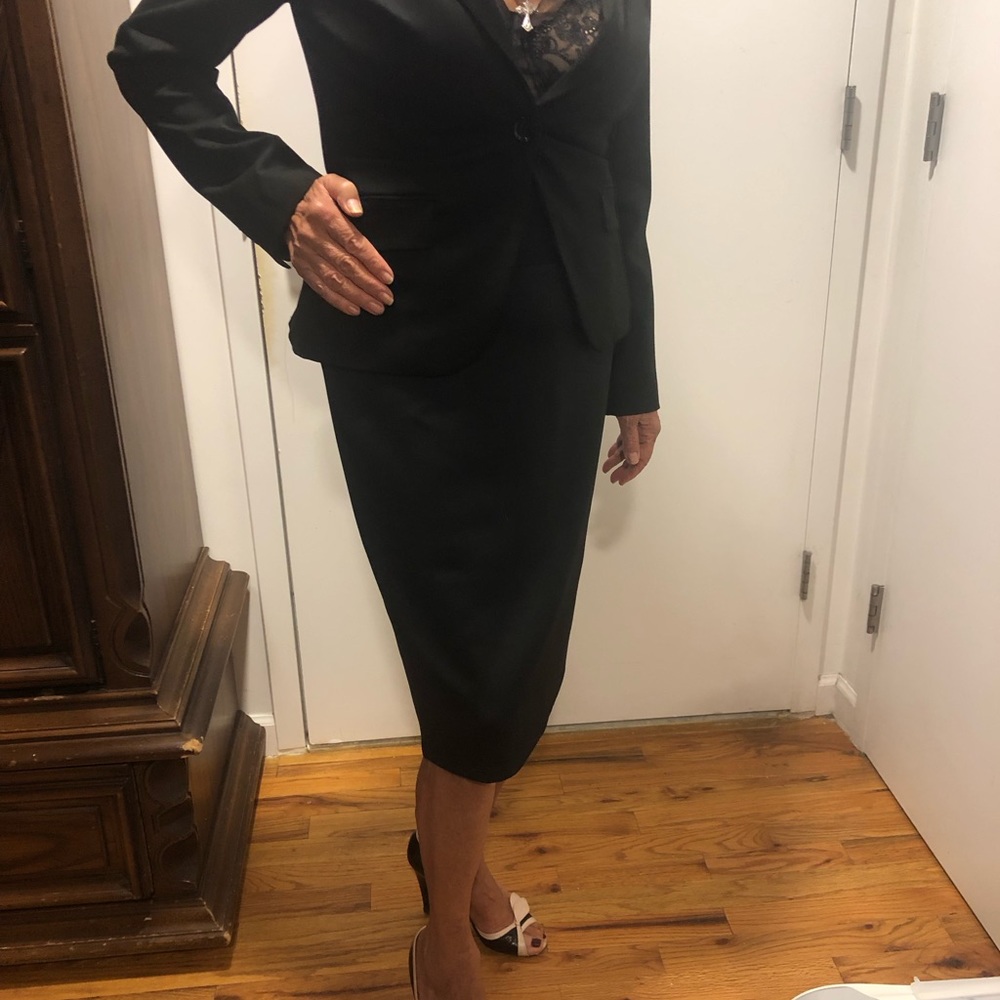 Express Cropped Jacket. Size 4 - Picture 10 of 10